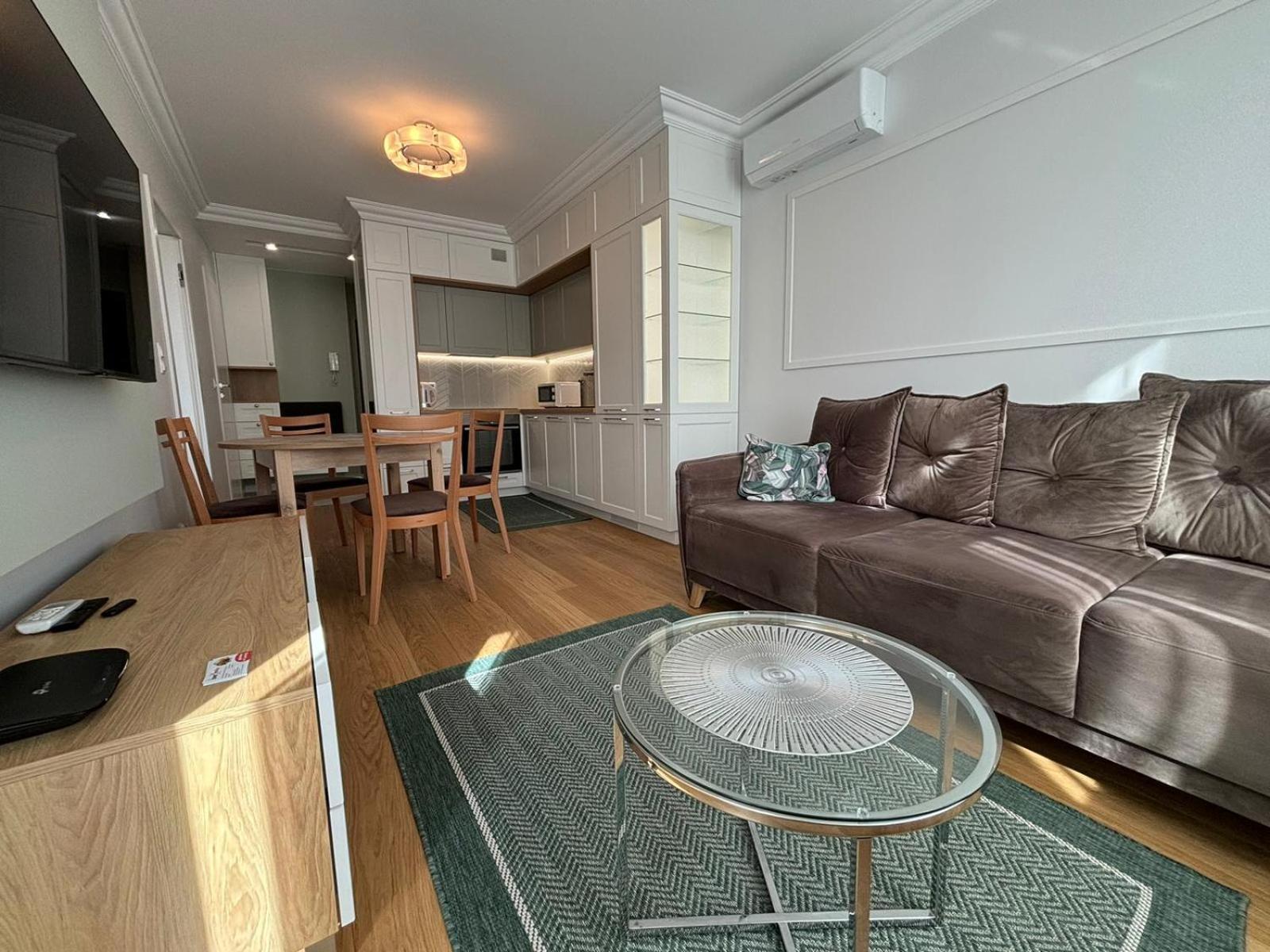Apartamenty W Centrum Bialegostoku Z Parkingiem W Garazu Podziemnym Bialystok Ngoại thất bức ảnh