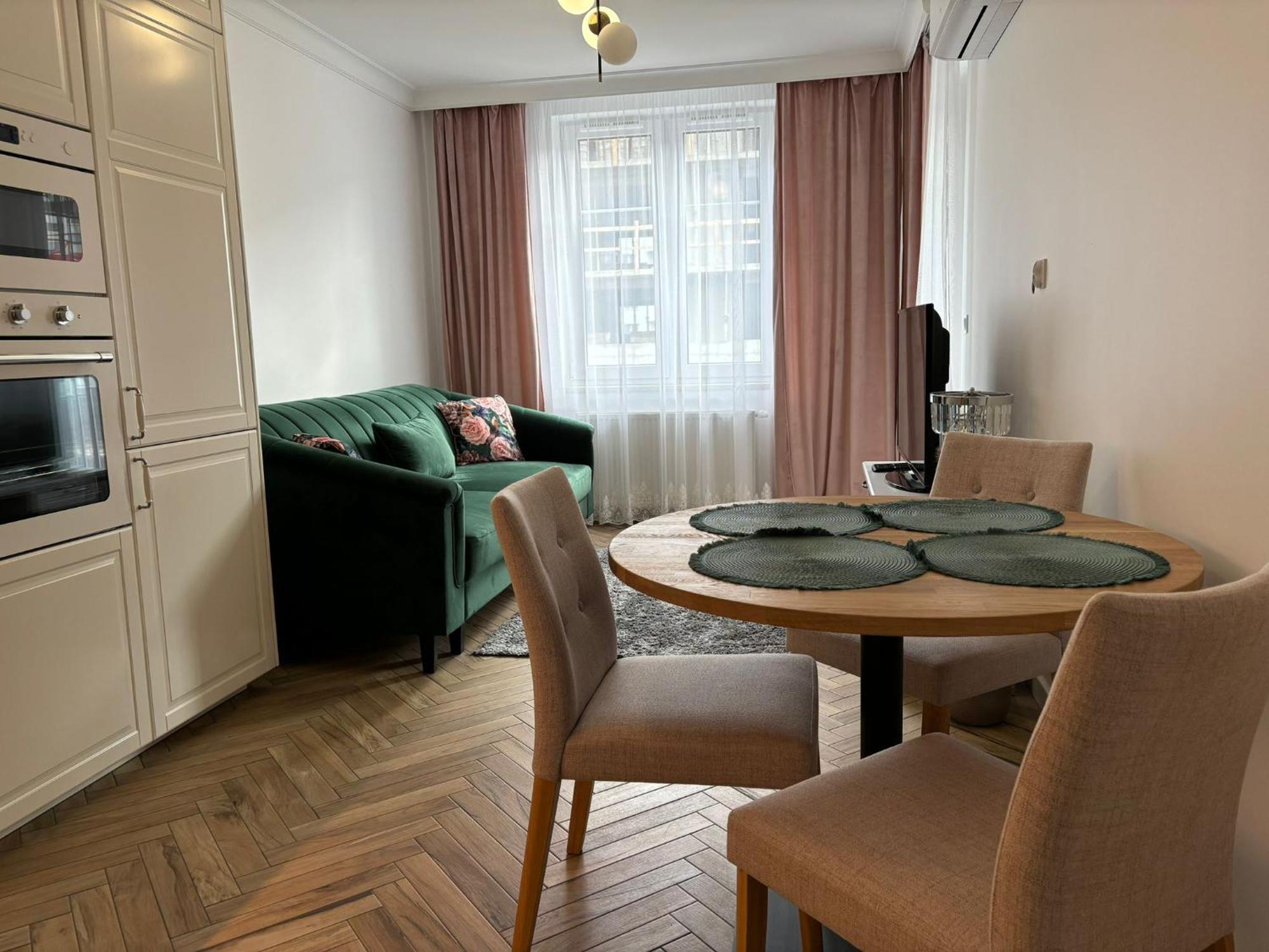 Apartamenty W Centrum Bialegostoku Z Parkingiem W Garazu Podziemnym Bialystok Ngoại thất bức ảnh